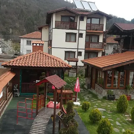 Guest house Комплекс Родопски Рай *