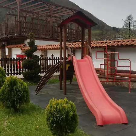 Комплекс Родопски Рай Guest house
