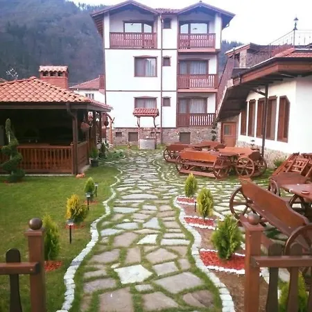 Комплекс Родопски Рай Guest house *